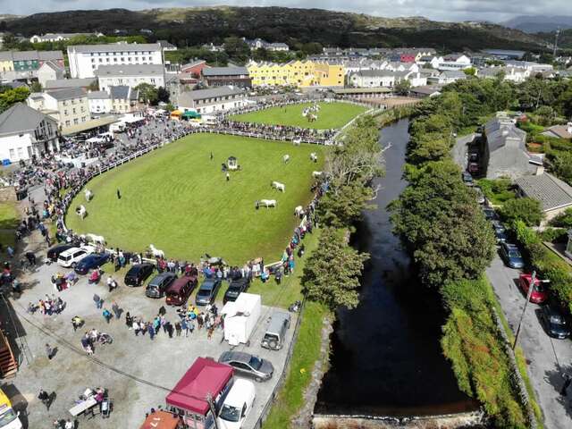 Дома для отпуска Hill House Clifden Клифден-29